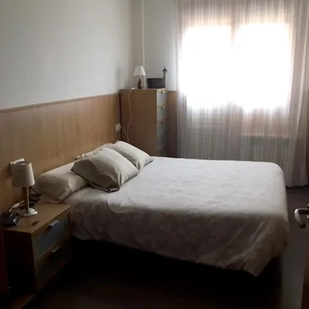 Carrer Frederic Ribo Apartman Peramola